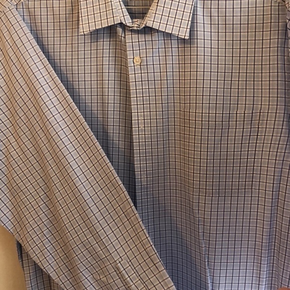 Haggar Classic Fit Long Sleeve Button Down - Picture 4 of 5